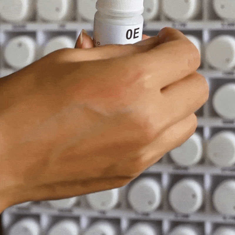 Demo of dispensing individual resistors from the bottle